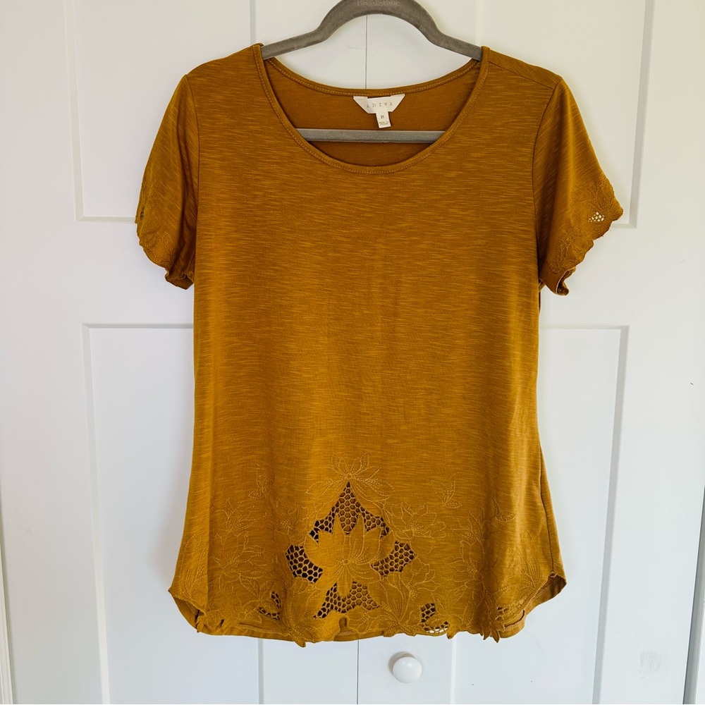 Adiva Mustard Short Sleeve Top